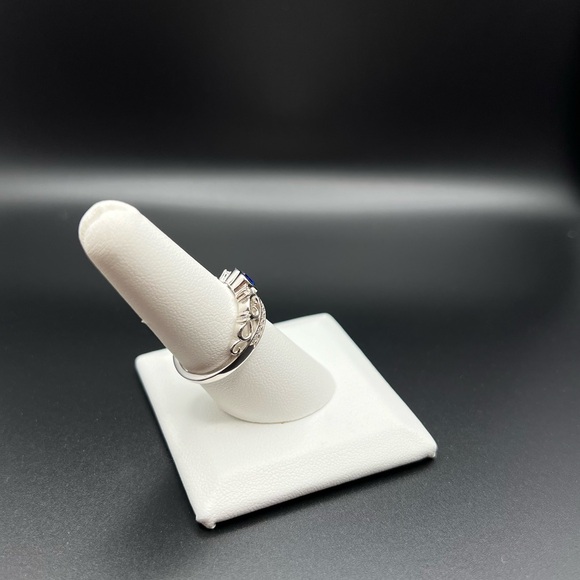 Sterling Silver Heart Crown Blue Sapphire CZ Ring, size 8 - Picture 3 of 9